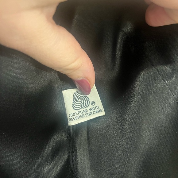 Vintage YSL men's trench coat - Picture 2 of 6